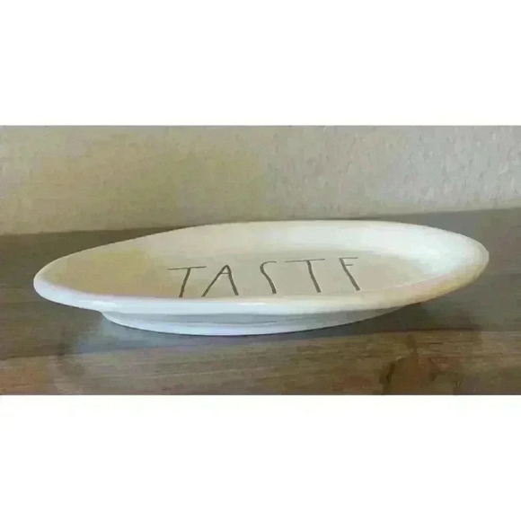 Rae Dunn by Magenta "TASTE" Oval Plate - Brand New! - Picture 2 of 3